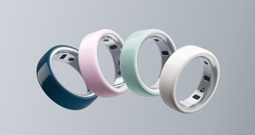 Stylish pose of multiple Flexon rings